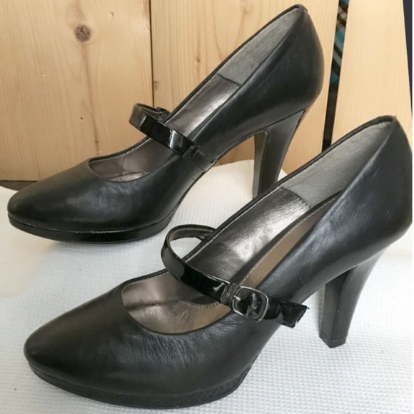 SOFFT Black Mary Jane Leather Heels Patent Straps Heels and 1/2" platform, 8 M - Picture 3 of 8